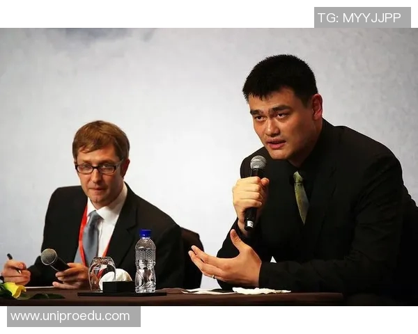 姚明翻译失误引发的文化误解与沟通障碍探讨