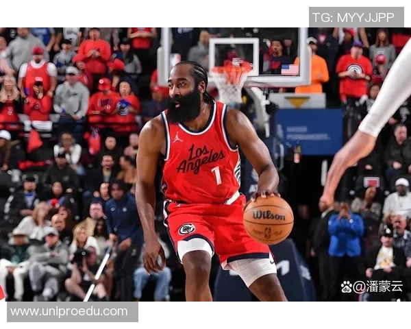 快船击败雄鹿，取得关键胜利，季后赛前景光明