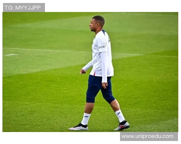 皇马签下法国国脚卡马维英，稳固后防实力